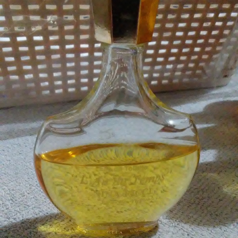 Vintage NINA RICCI Paris - L’Air du Temps 1.7 oz